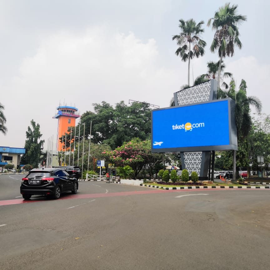 LED videotron P10 bandara halim perdana kusuma